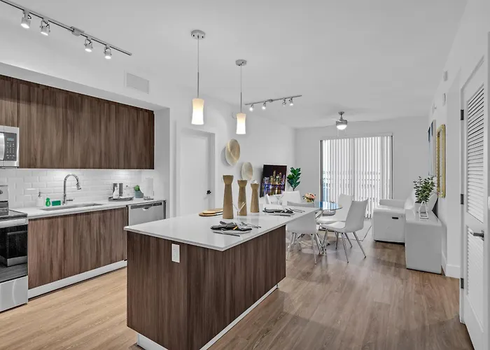 Modern 2 Bed In The Heart Of Doral Free Parking