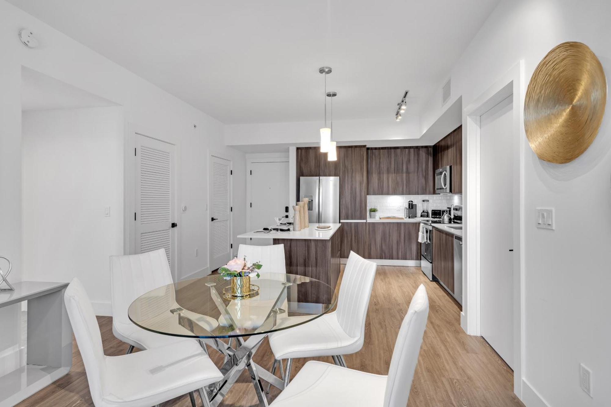 Modern 2 Bed In The Heart Of Doral Free Parking Hialeah Gardens