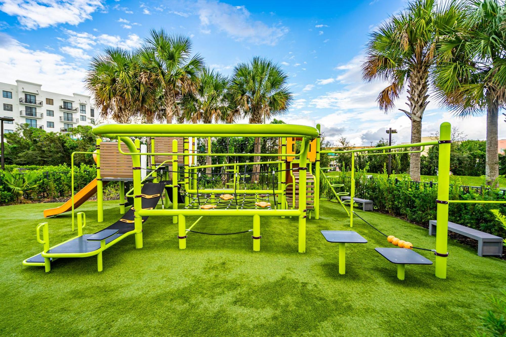 Modern 2 Bed In The Heart Of Doral Free Parking Hialeah Gardens